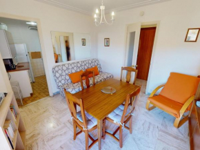Charmant 2P calme en centre-ville avec balcon, proche plages et commerces - FR-1-196-345